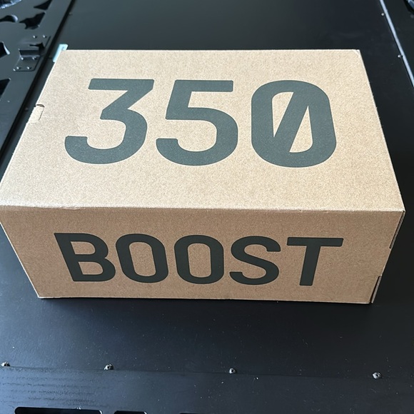 Adidas Yeezy Boost 350 Box Only Empty Box - Picture 2 of 6